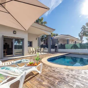 Сasa de vacaciones Gaviota 12 By Interhome, Riumar